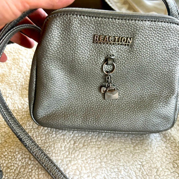 Kenneth Cole bag - Picture 9 of 11